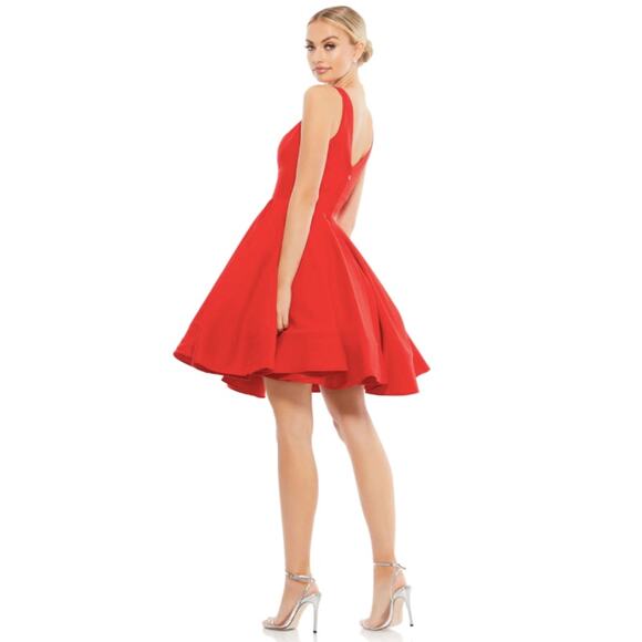 Mac Duggal size 2 V neck Fit & Flare Mini Dress short mini pouffy prom Derby - Picture 2 of 8